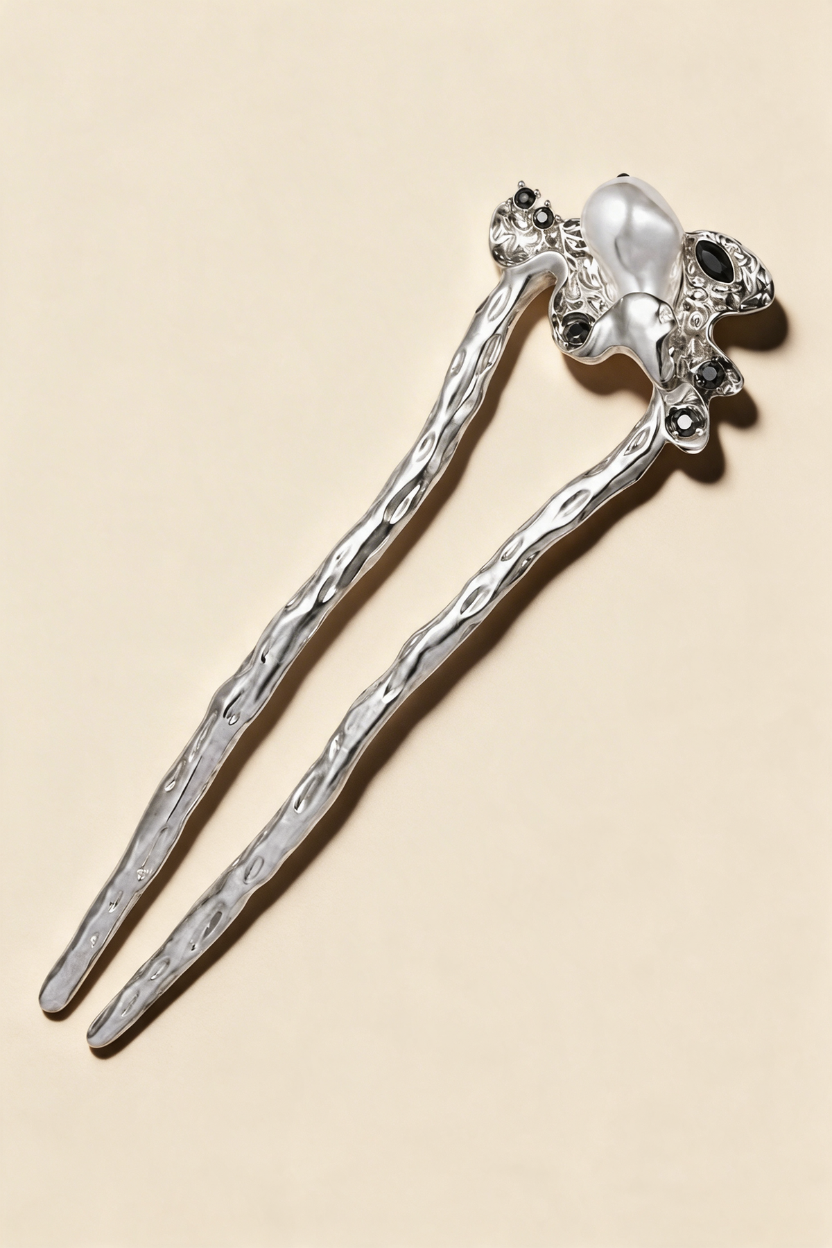 Nocturne U-Pin